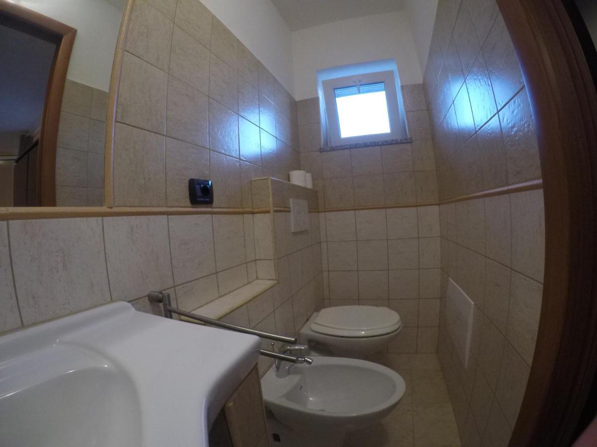 B&B Bassu Bosa Buitenkant foto