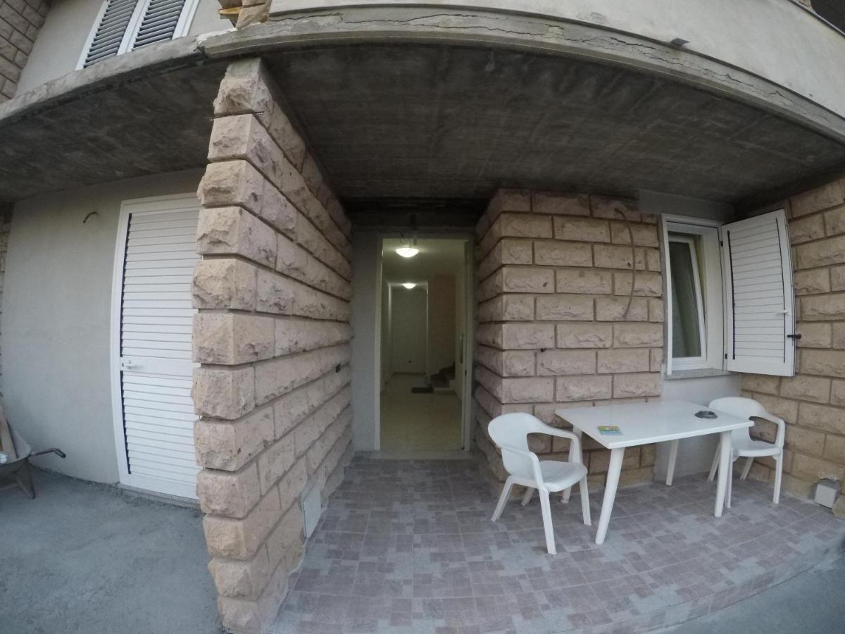 B&B Bassu Bosa Buitenkant foto