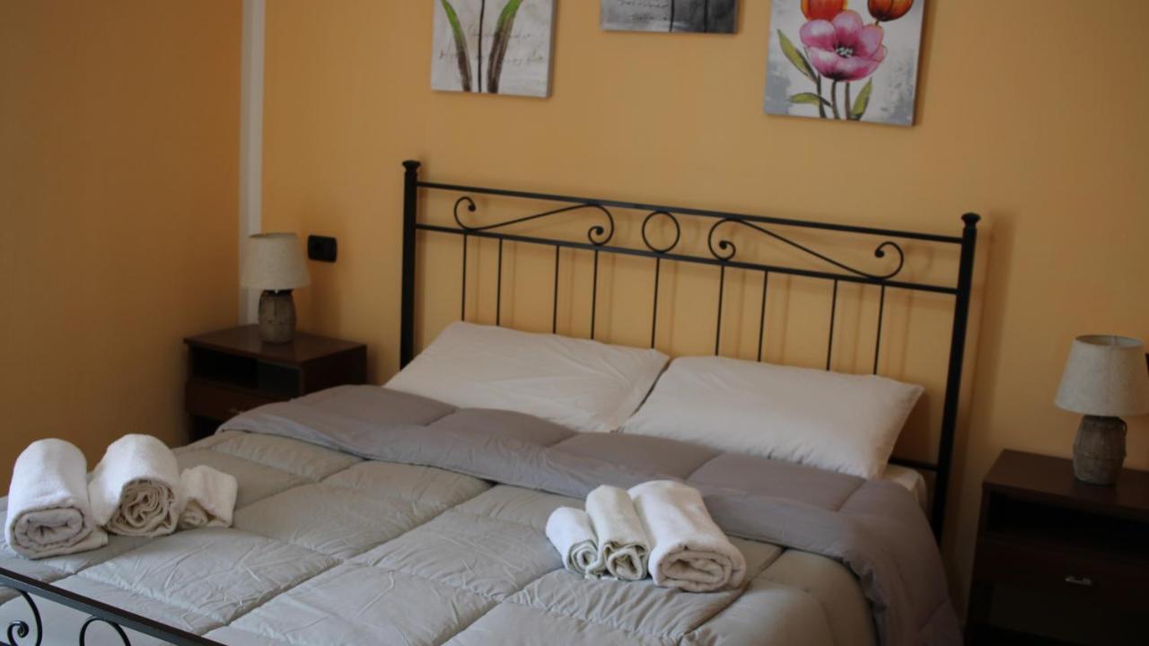 B&B Bassu Bosa Buitenkant foto
